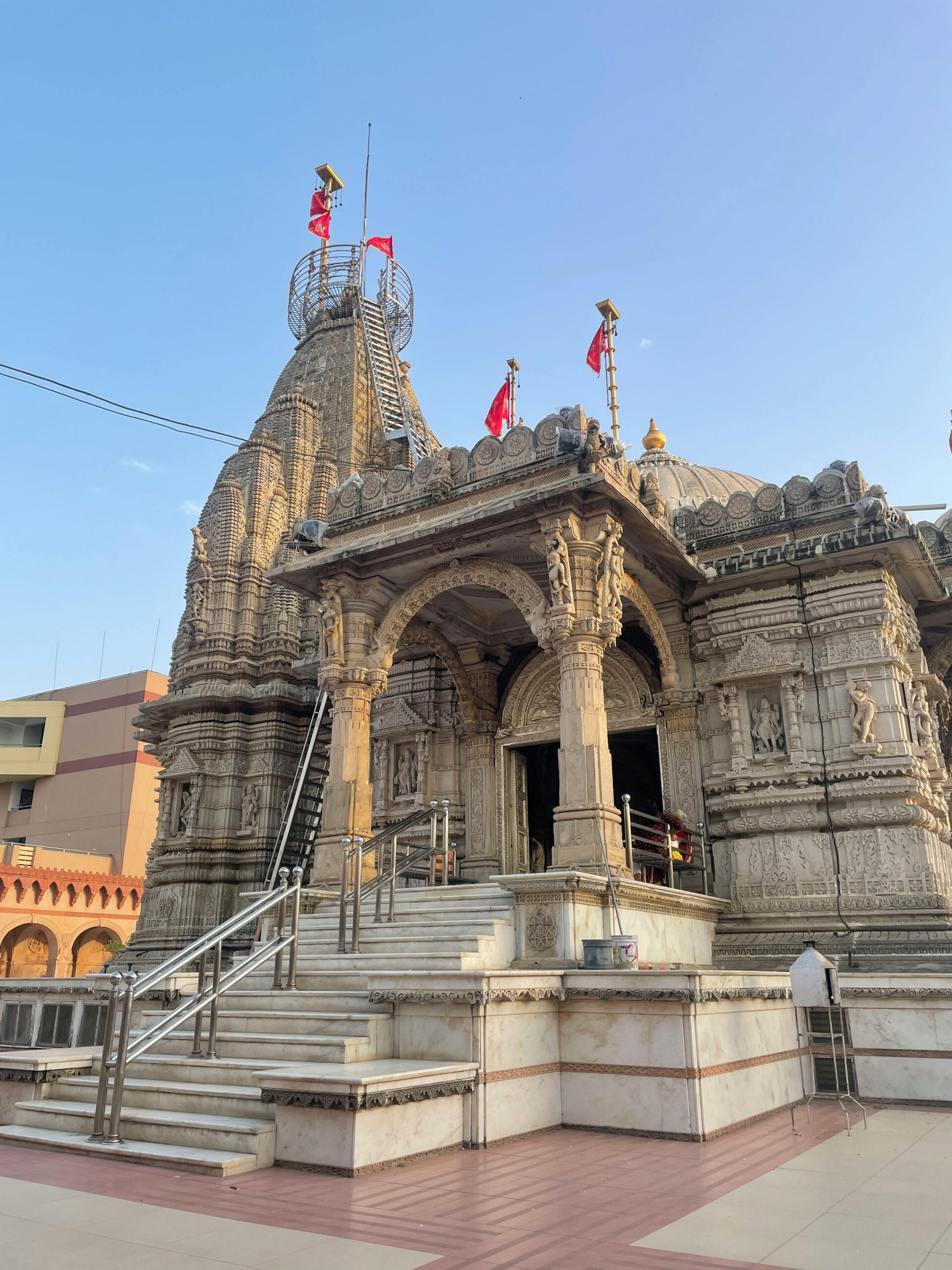RELIGIOUS STRUCTURE
